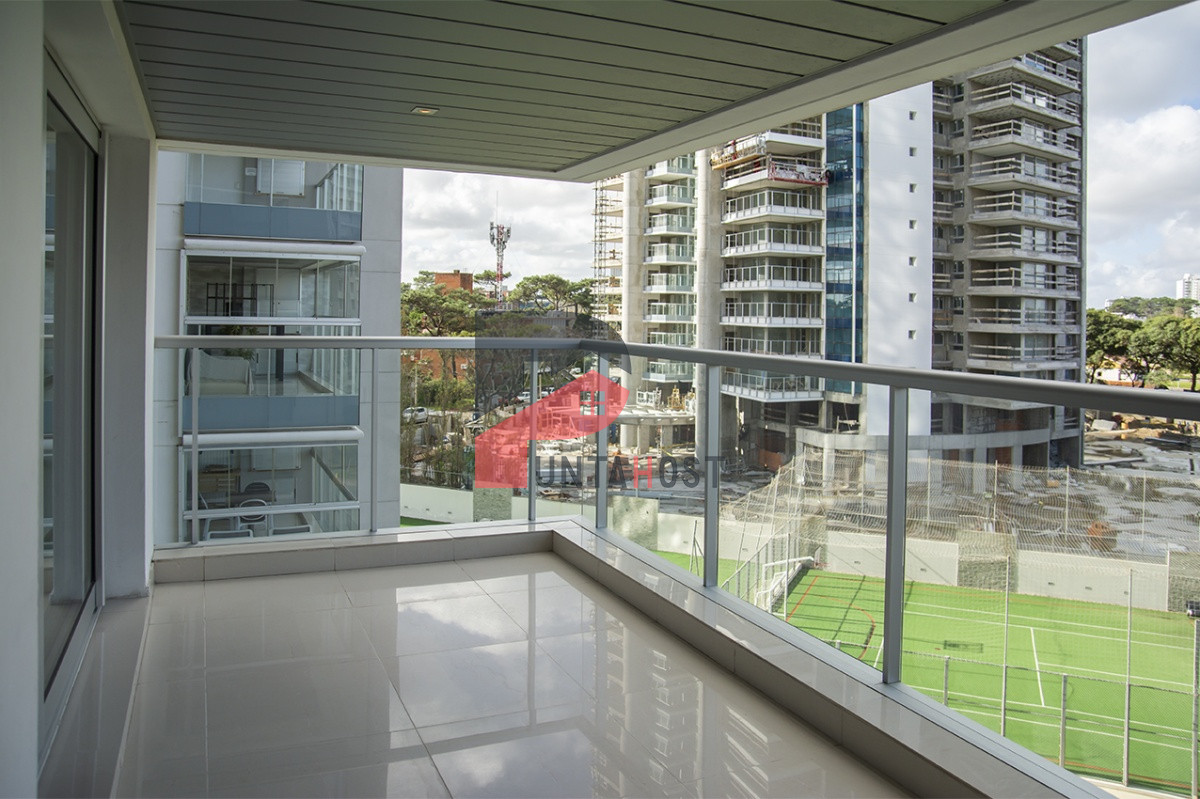 Apartamento ID.104 - Apartamento en venta de  2 dormitorios en Punta Del Este - Miami Boulevard