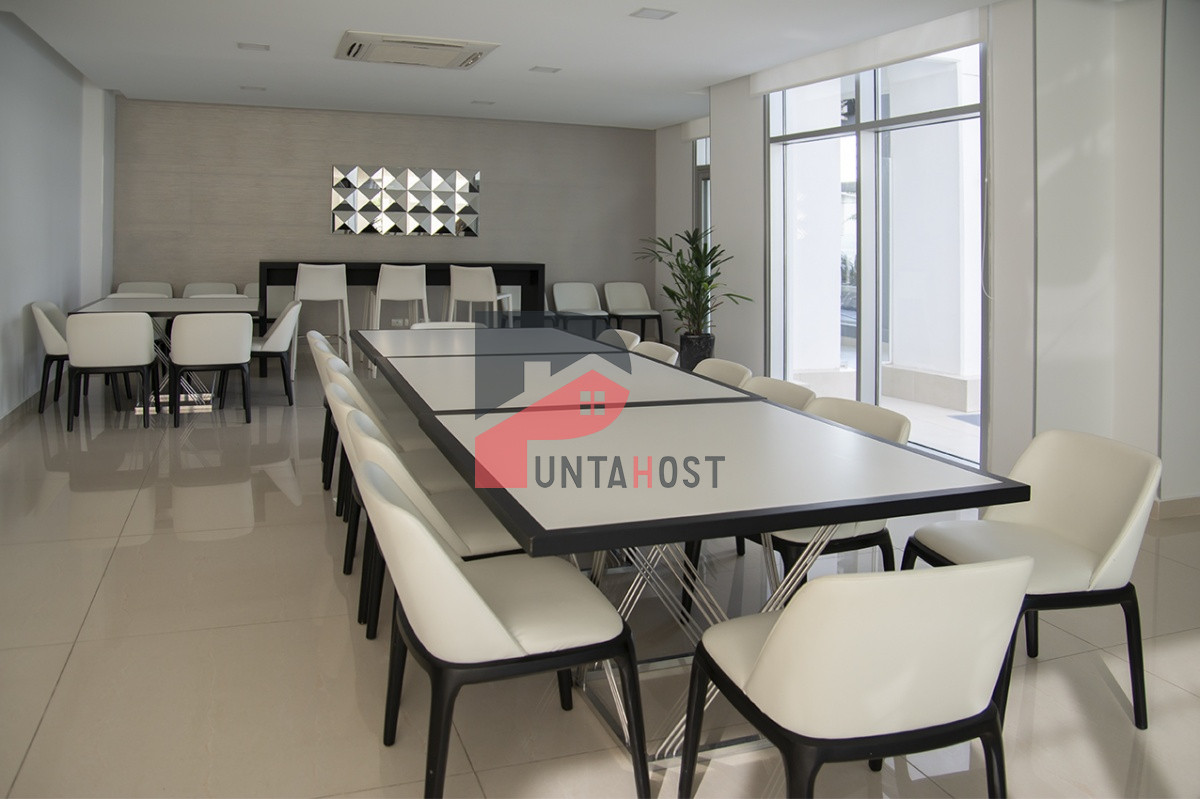 Apartamento ID.104 - Apartamento en venta de  2 dormitorios en Punta Del Este - Miami Boulevard