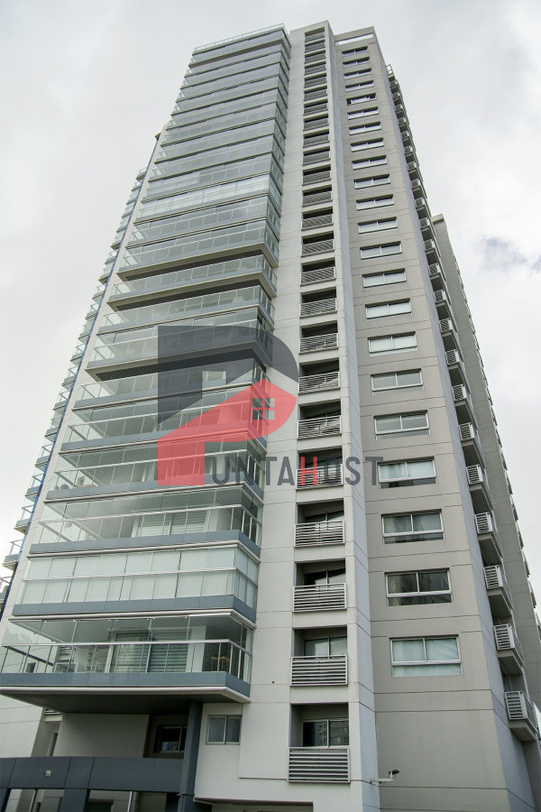 Apartamento ID.104 - Apartamento en venta de  2 dormitorios en Punta Del Este - Miami Boulevard