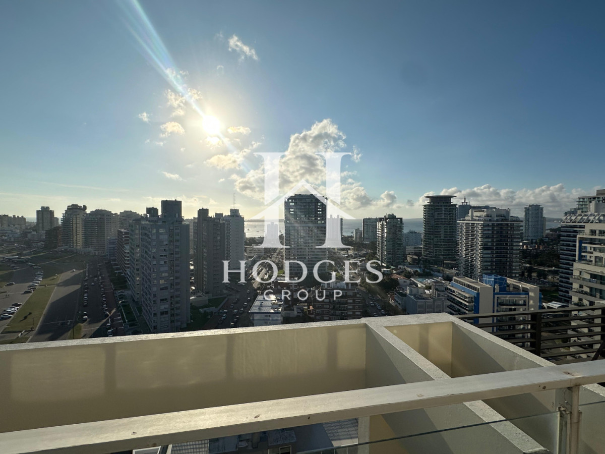 Apartamento ID.108 - Penthouse en venta en playa brava