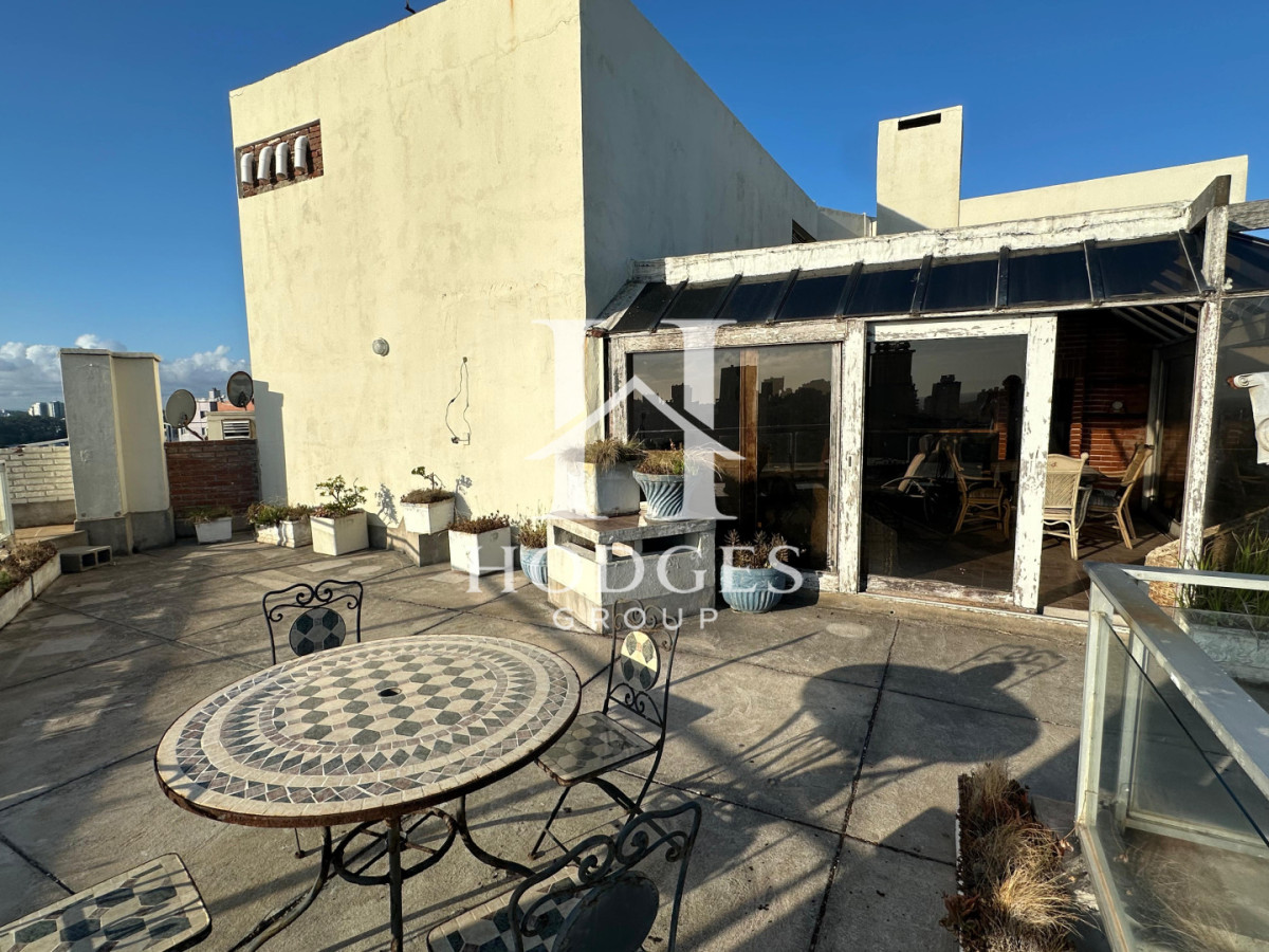Apartamento ID.108 - Penthouse en venta en playa brava