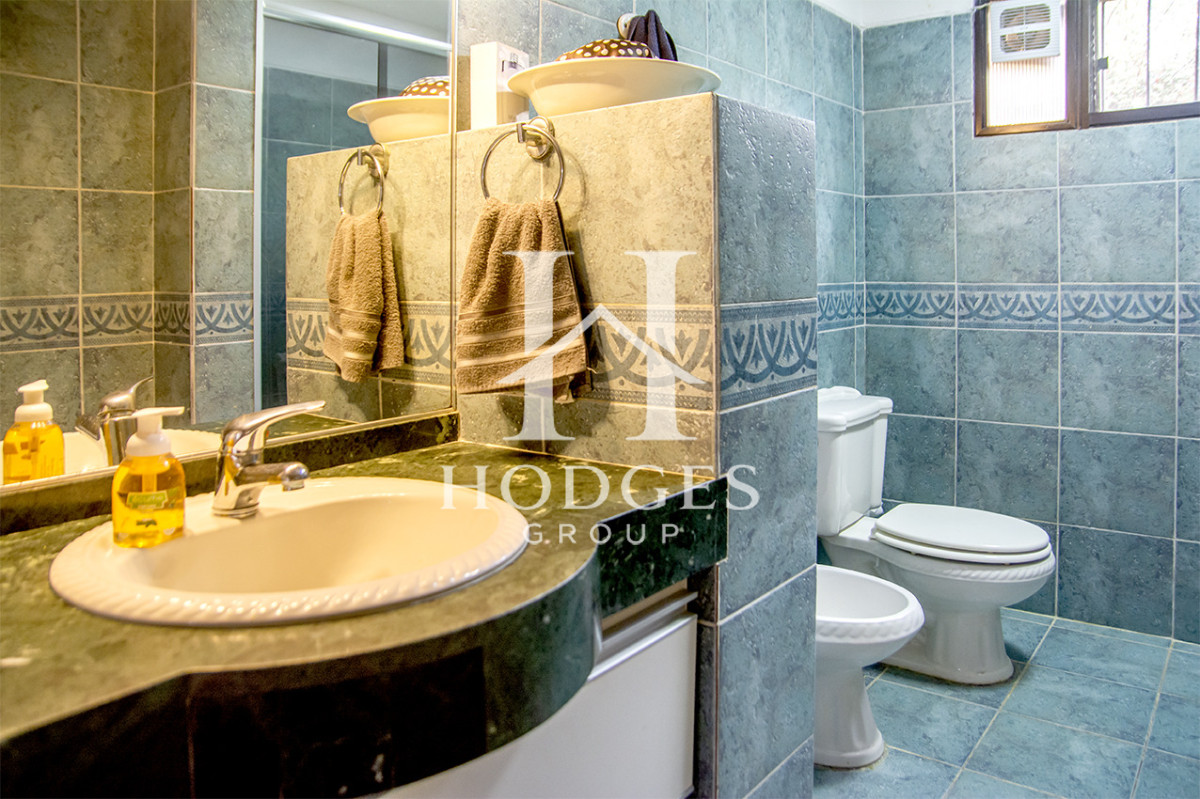 Casa ID.107 - En venta casa de 3 Dormitorios en Jardines de Córdoba con Barbacoa 