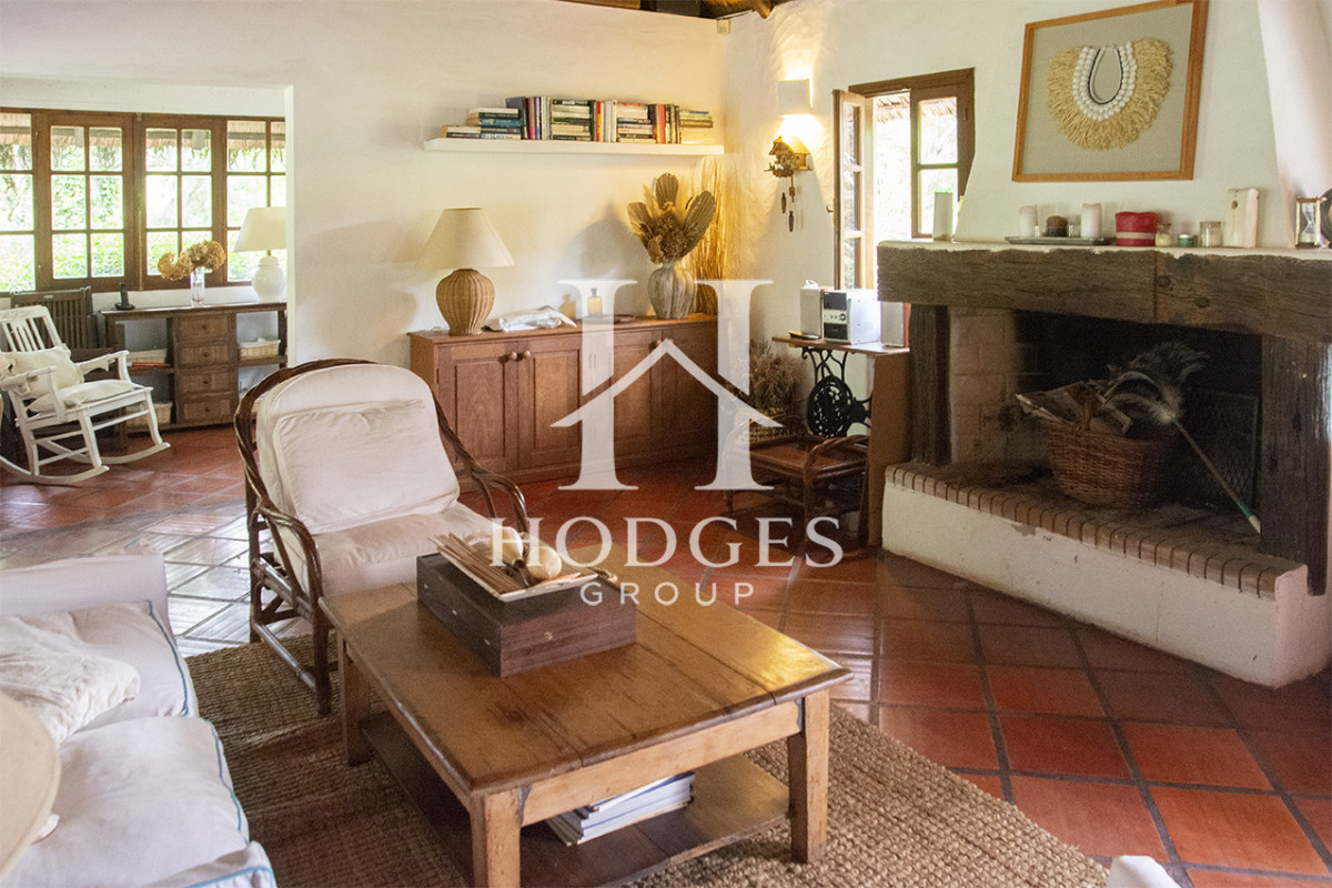 Casa ID.218 - En venta casa de 1 dormitorio con dependencia en Cantegril