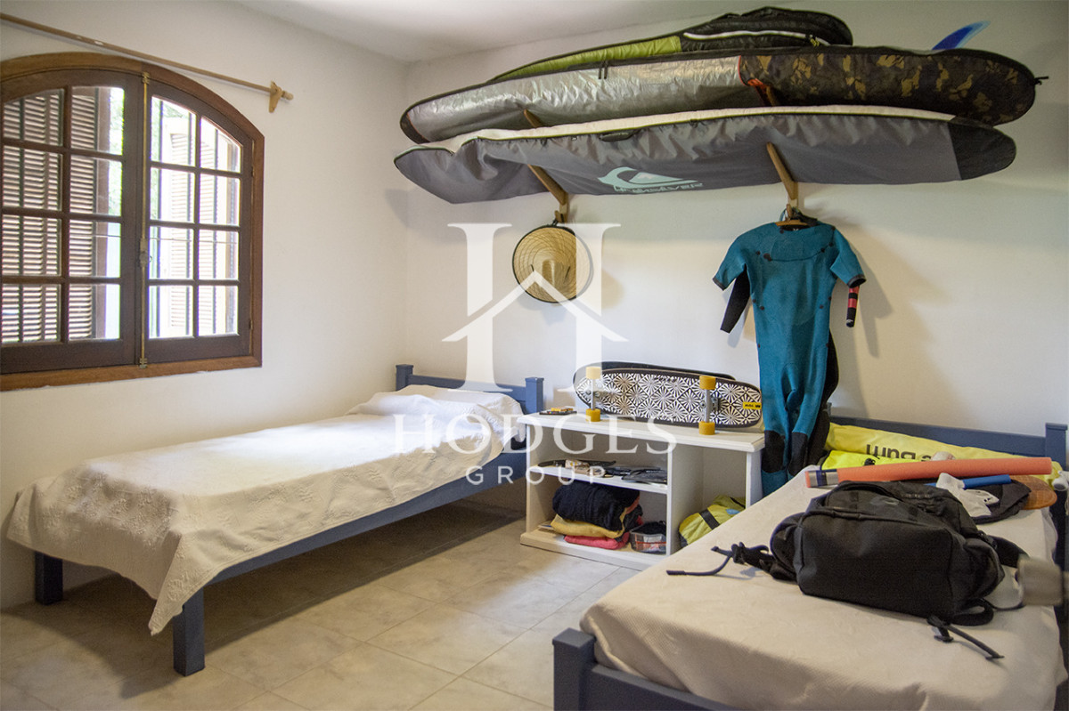 Casa ID.59 - Excelente chalet de 5 dormitorios en venta a pasos de Playa Mansa Punta del Este