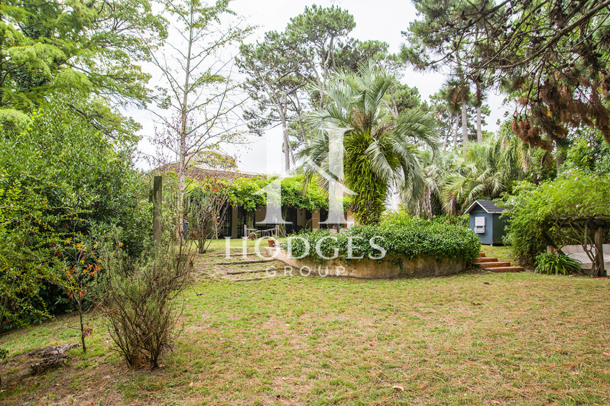 Casa ID.218 - En venta casa de 1 dormitorio con dependencia en Cantegril