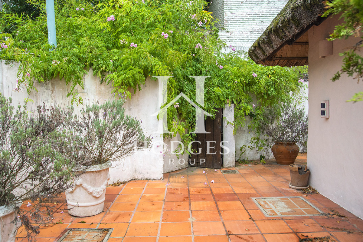 Casa ID.218 - En venta casa de 1 dormitorio con dependencia en Cantegril