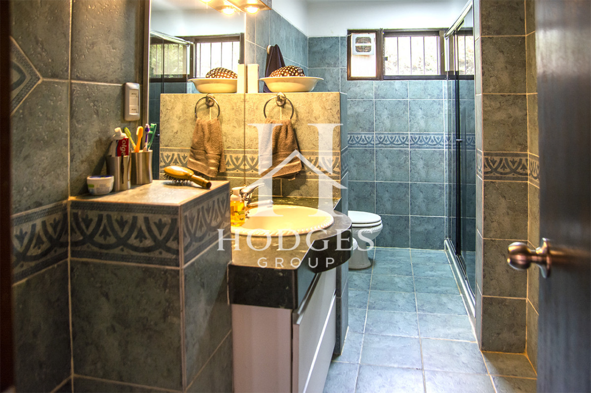 Casa ID.107 - En venta casa de 3 Dormitorios en Jardines de Córdoba con Barbacoa 