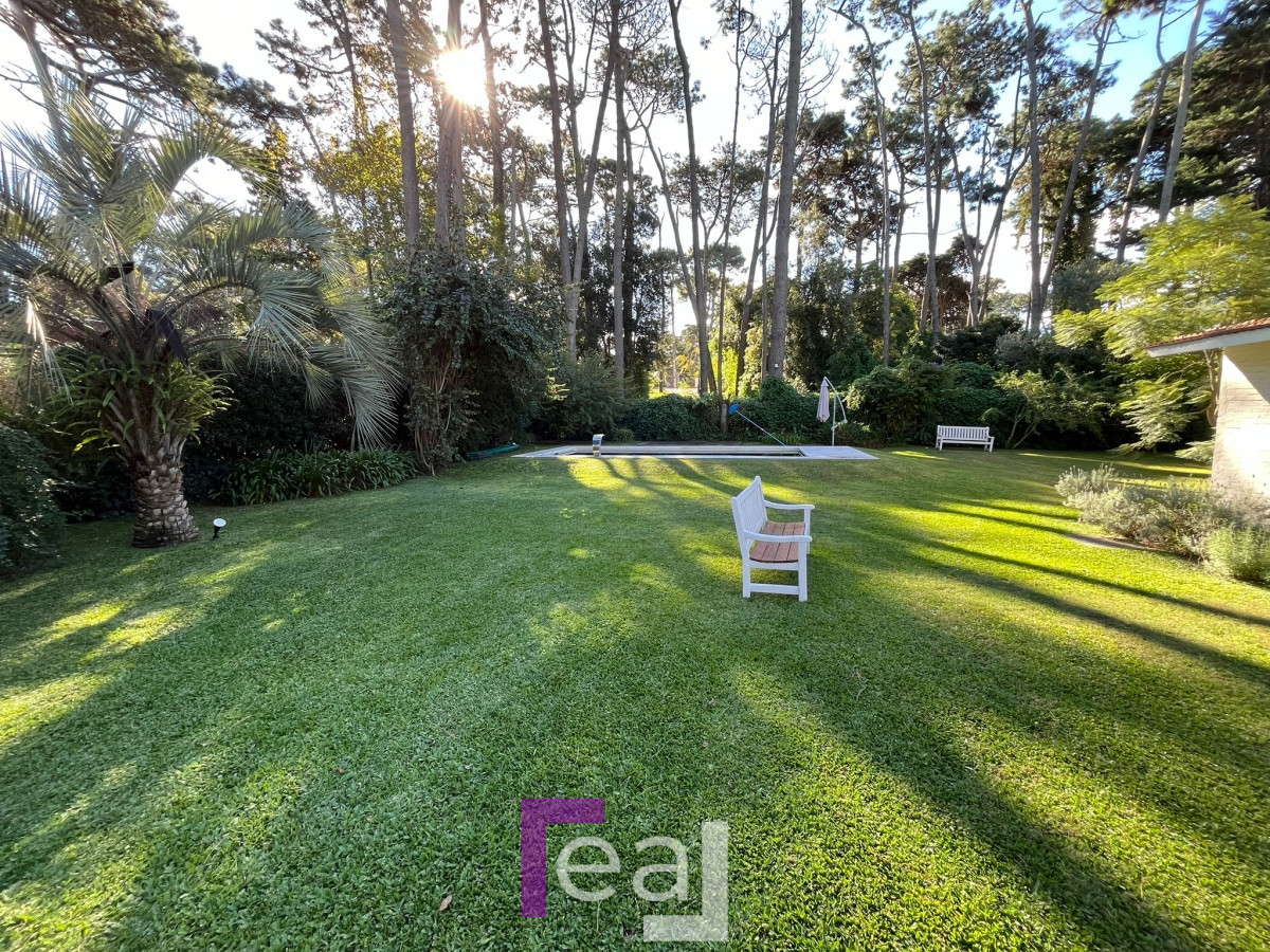 Casa ID.265 - Casa en impecable estado, de 3 dormitorios en San Rafael Punta del Este 
