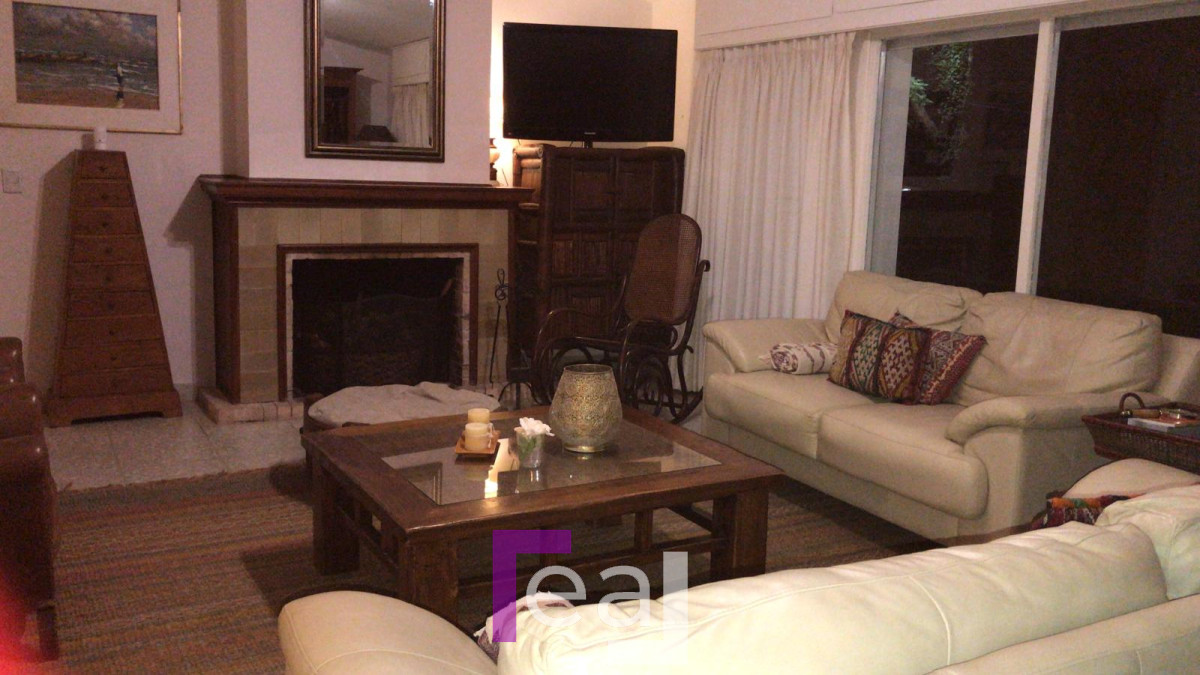 Casa ID.265 - Casa en impecable estado, de 3 dormitorios en San Rafael Punta del Este 