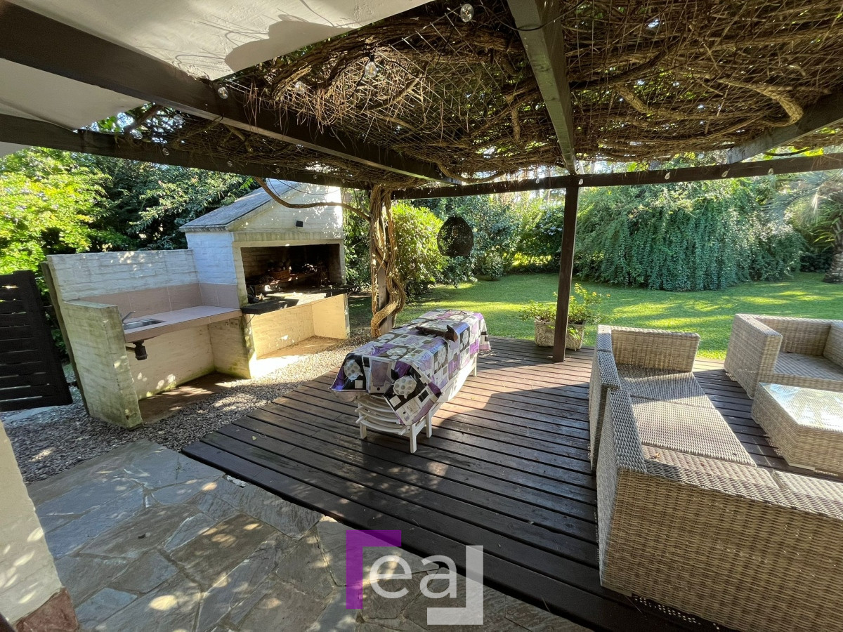Casa ID.265 - Casa en impecable estado, de 3 dormitorios en San Rafael Punta del Este 