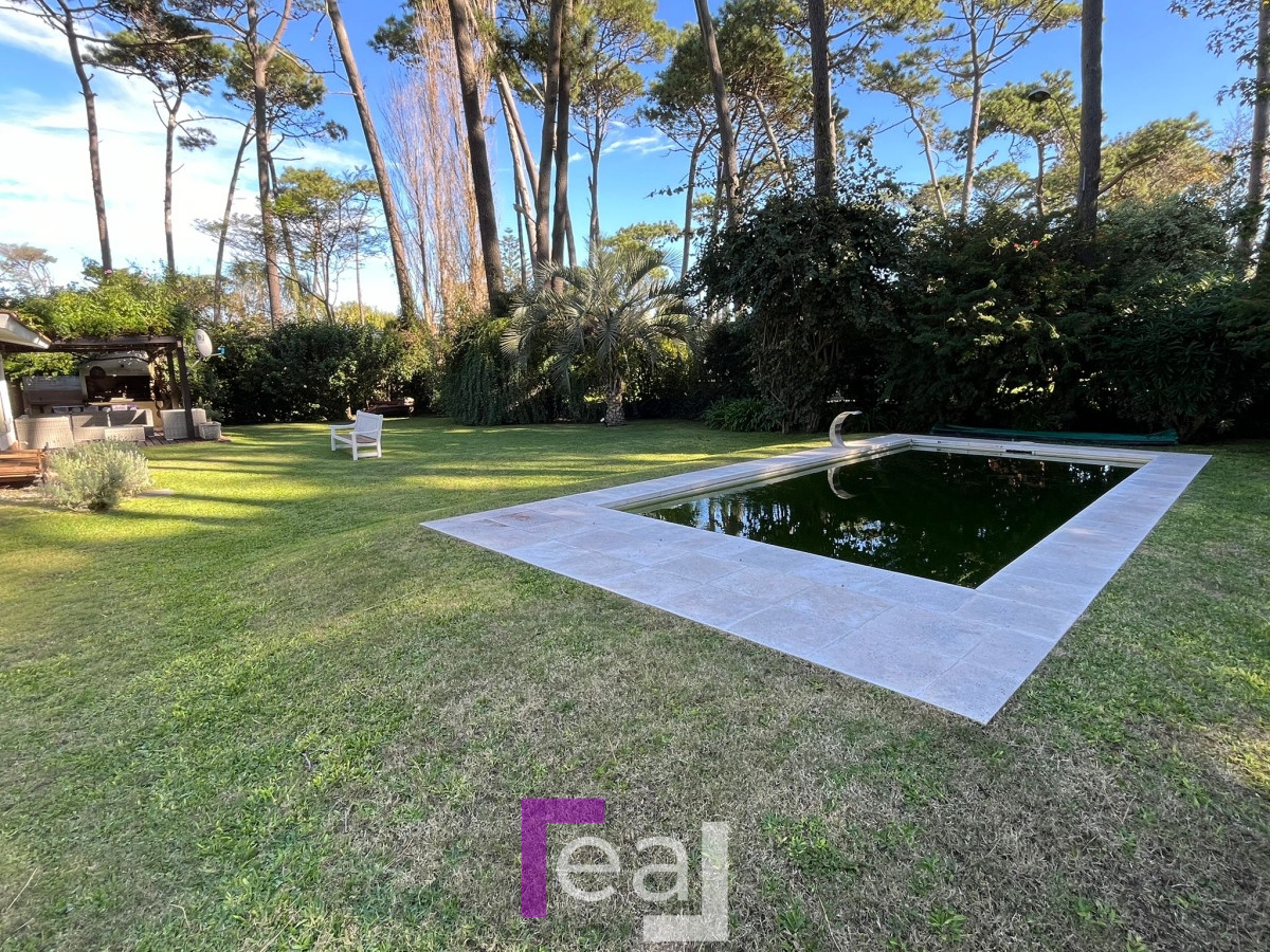 Casa ID.265 - Casa en impecable estado, de 3 dormitorios en San Rafael Punta del Este 