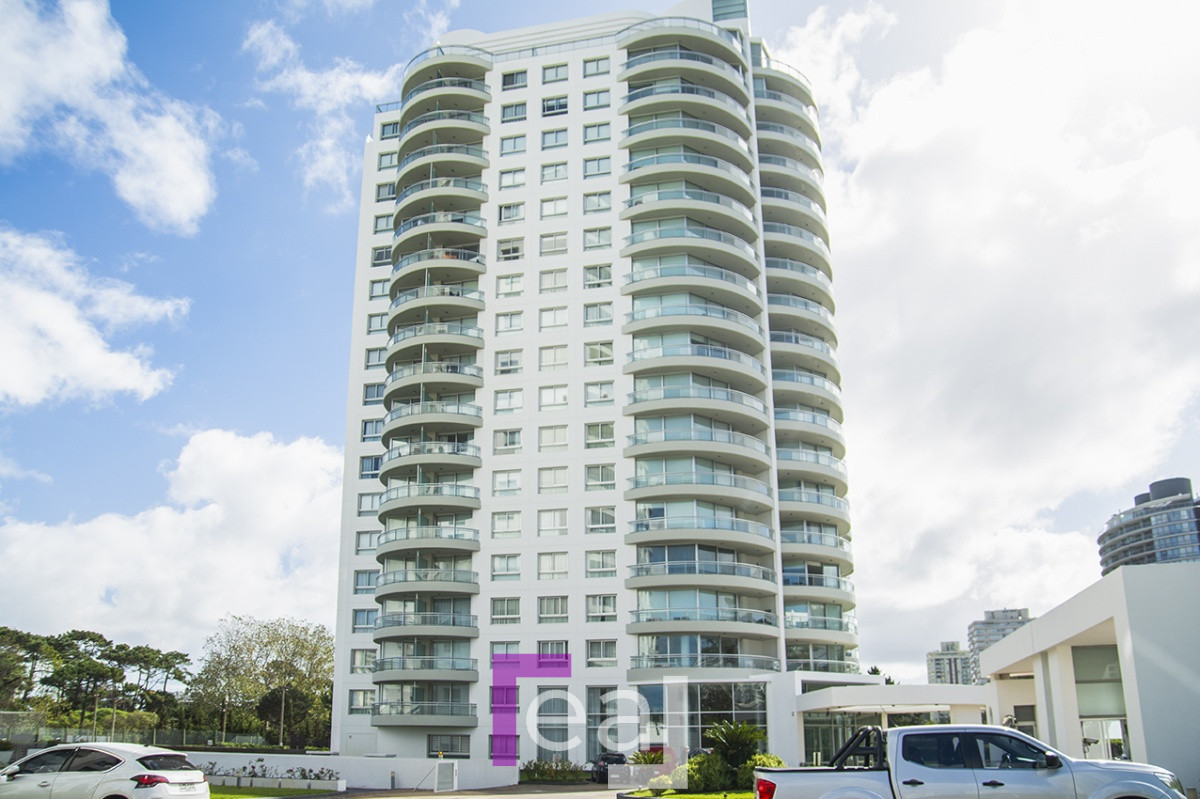 Apartamento ID.205 - Apartamento de 2 dormitorios en Brava. Punta del Este
