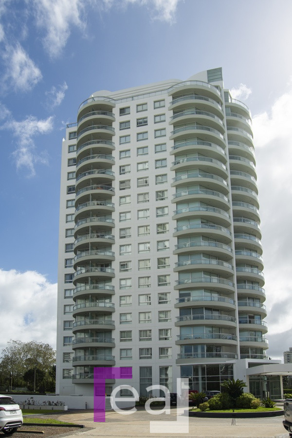 Apartamento ID.205 - Apartamento de 2 dormitorios en Brava. Punta del Este