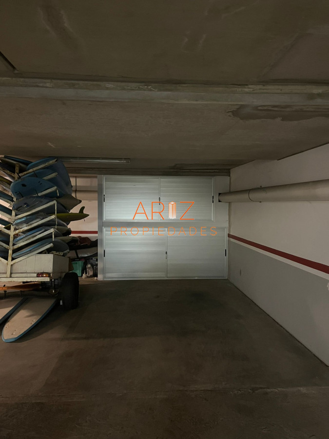 Apartamento ID.2031 - Apartamento en venta de 2 dormitorios en Punta Del Este EDIFICIO DE CATEGORIA