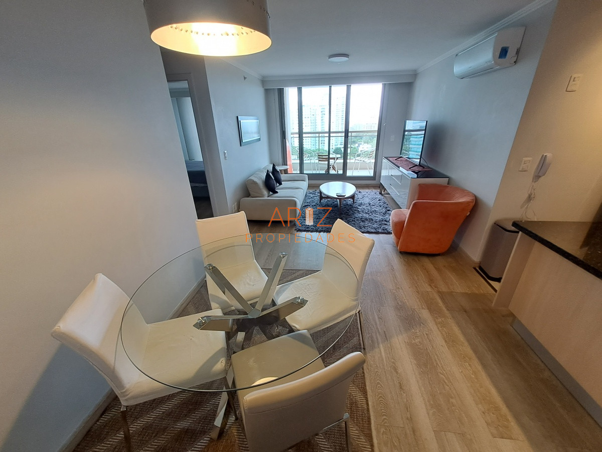 Apartamento ID.1812 - Apartamento de Venta y ALQUILER ANUAL en Edificio Lafayette , Punta del este , Roosevelt 