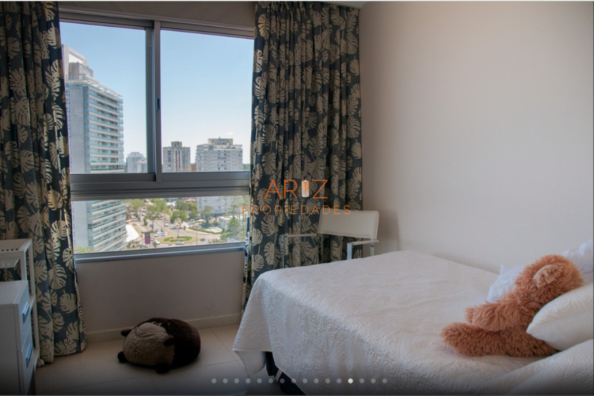 Apartamento ID.1762 - Apartamento en venta de 3 dormitorios en ocean drive, Punta del Este 