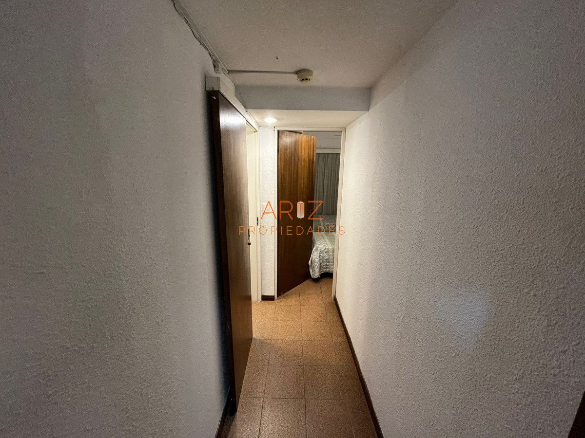 Apartamento ID.2341 - Venta apartamento de 2 dormitorios en Punta del Este oportunidad Roosevelt