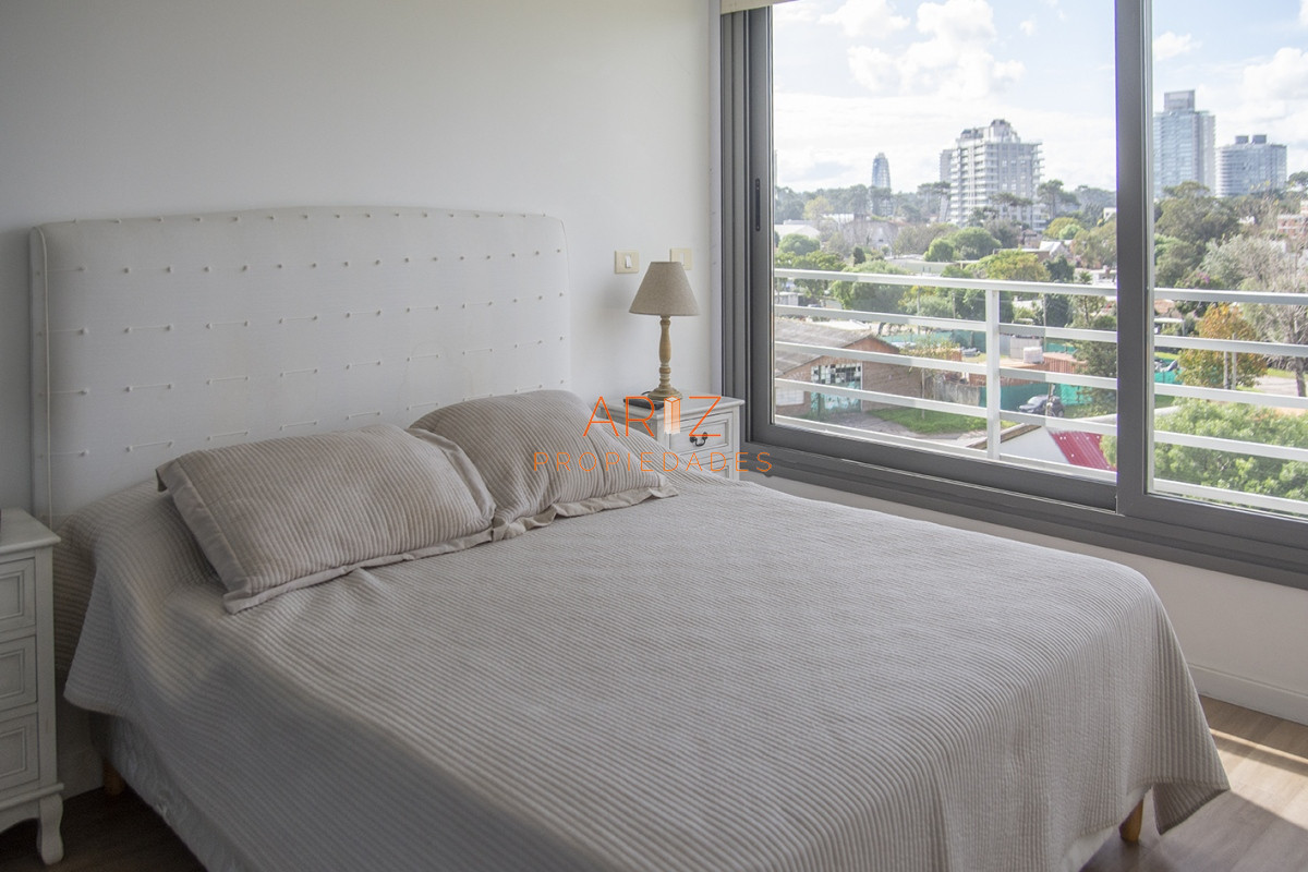 Apartamento ID.2215 - Alexander Boulevard.Departamento de 2 dormitorios, en venta y alquiler.