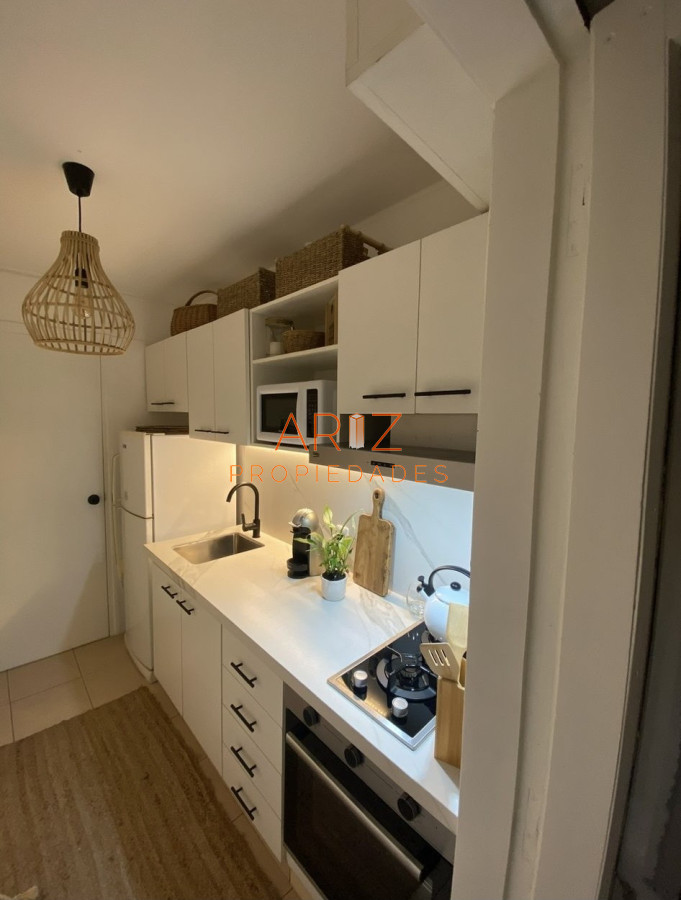 Apartamento ID.2290 - Vende apartamento de 1 dormitorio con parrillero, Punta del Este