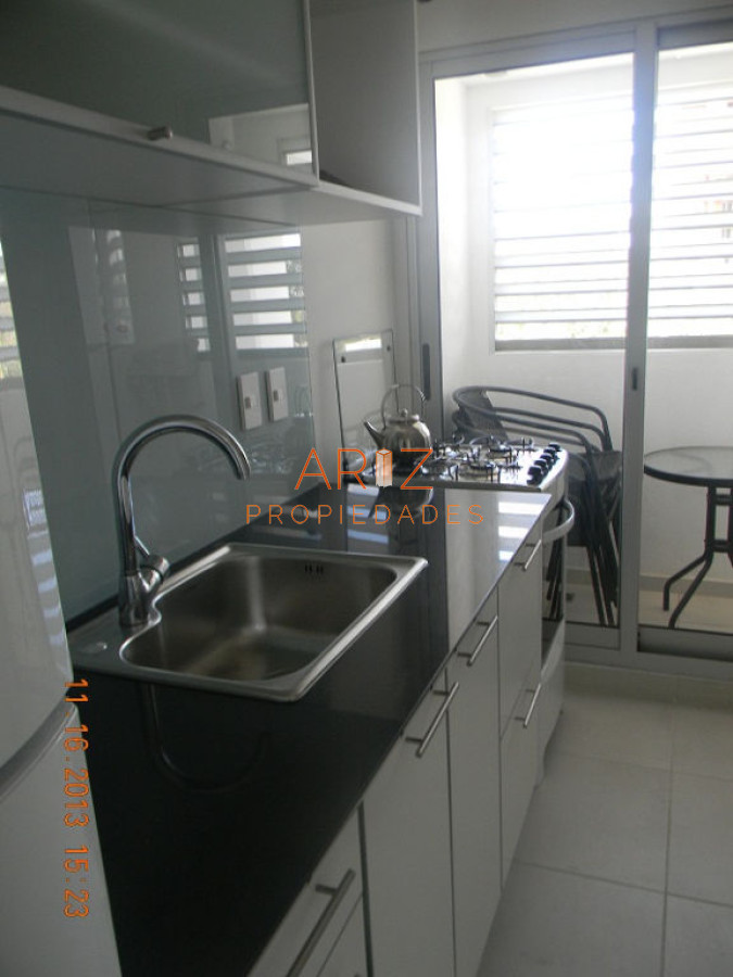 Apartamento ID.1995 - VENTA APARTAMENTO 2 DORMITORIOS 2 BAÑOS TODOS LOS SERVICIOS en Punta del Este