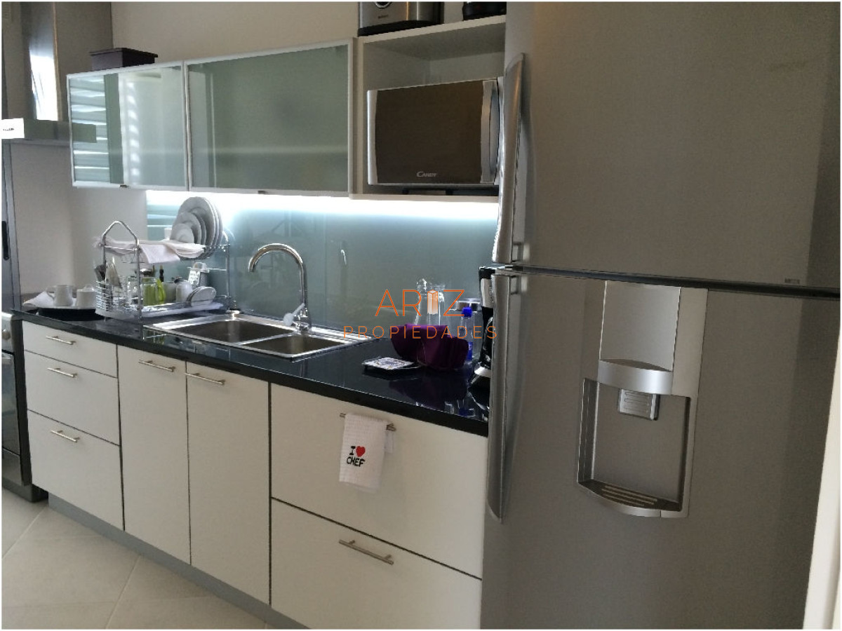 Apartamento ID.2150 - Gran oportunidad de apartamento en linda zona 3 dormitorios suites Punta del Este brava