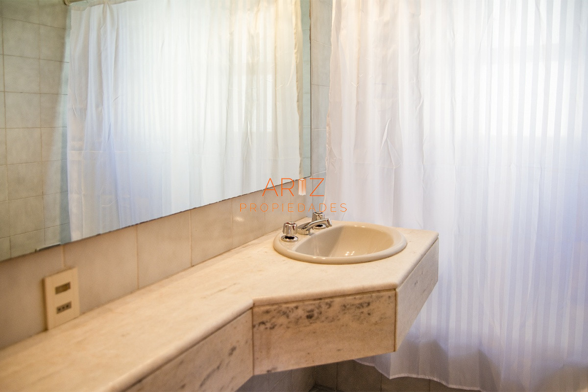 Apartamento ID.1680 - Apartamento en Venta de 3 dormitorios en Edificio Alborada , Punta del este 