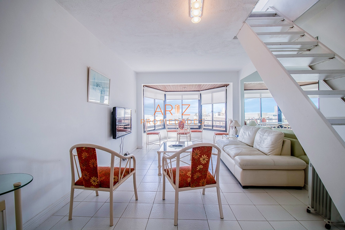 Apartamento ID.1765 - Apartamento en Venta de 3 dormitorios en Edificio Palm Beach . Peninsula , Punta del este 
