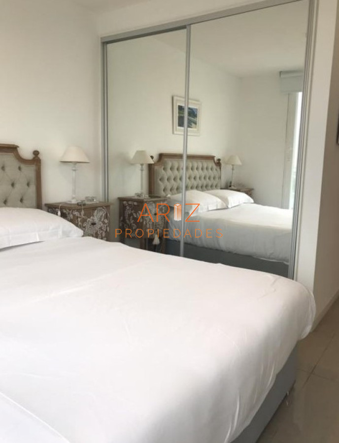Apartamento ID.2031 - Apartamento en venta de 2 dormitorios en Punta Del Este EDIFICIO DE CATEGORIA