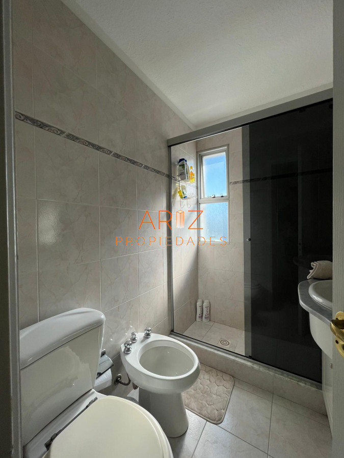 Apartamento ID.2376 - Venta Apartamento de 2 dormitorios en zona Roosevelt, Punta del este 