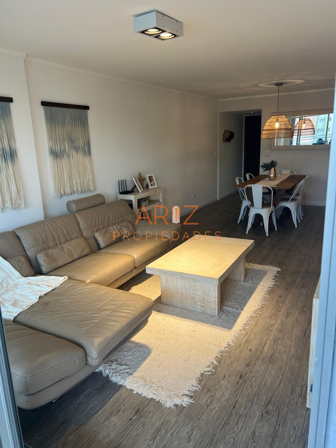 Apartamento ID.2147 - VENTA APARTAMENTO de 3 dormitorios en venta proximo al mar