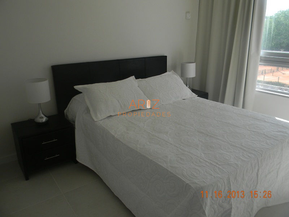 Apartamento ID.1995 - VENTA APARTAMENTO 2 DORMITORIOS 2 BAÑOS TODOS LOS SERVICIOS en Punta del Este