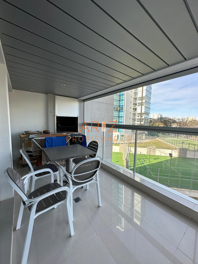 Apartamento ID.2104 - En venta apartamento de 2 Dormitorios en Punta del Este