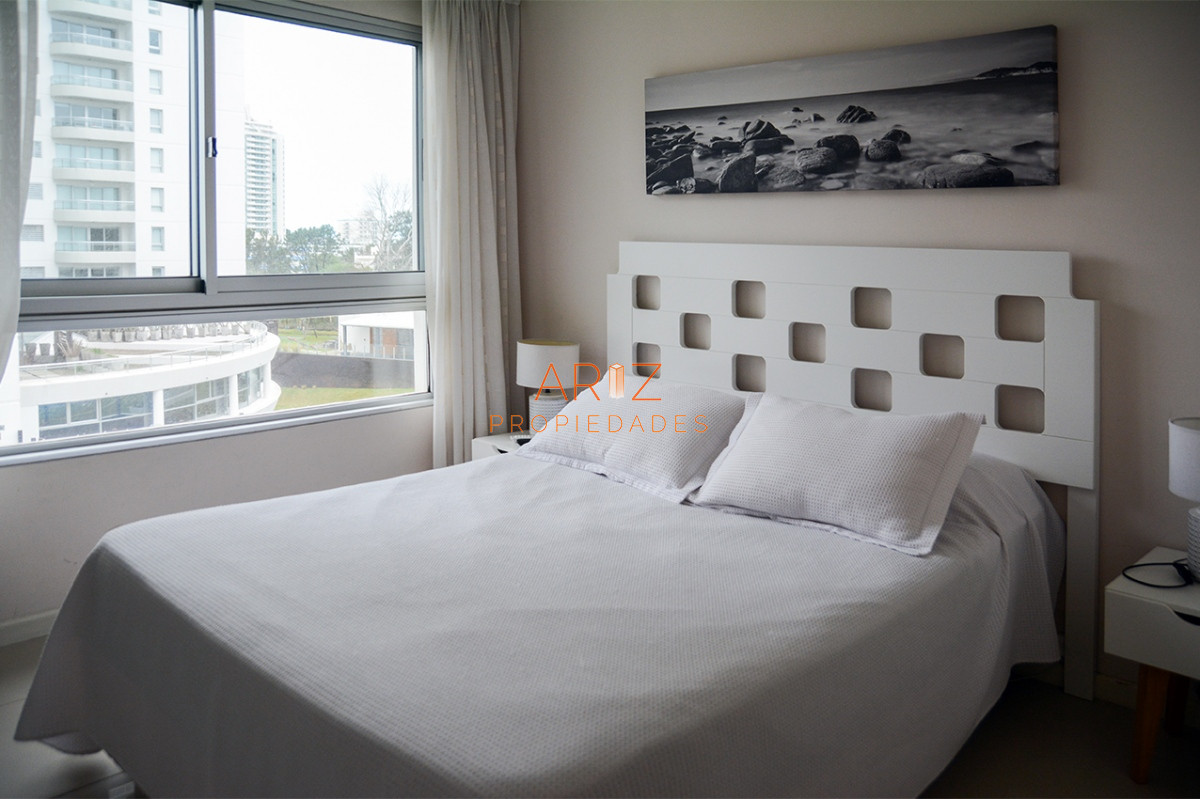 Apartamento ID.2151 - Apartemento de 3 dormitorios en venta en Ocean Drive Punta del Este Brava