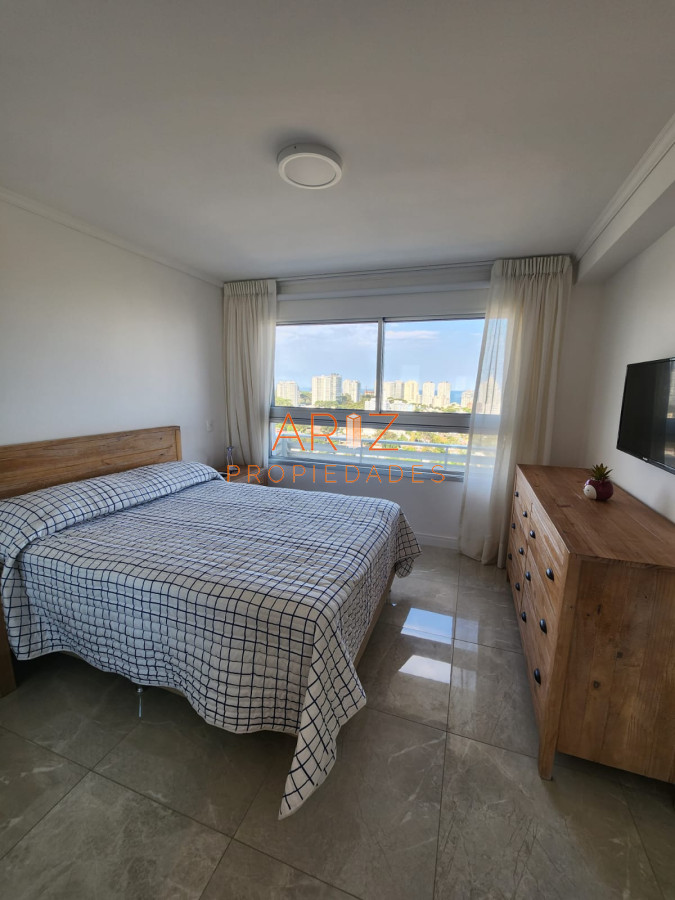 Apartamento ID.1684 - MIAMI BOULEVARD, Punta del Este, Playa mansa, 2 dormitorios