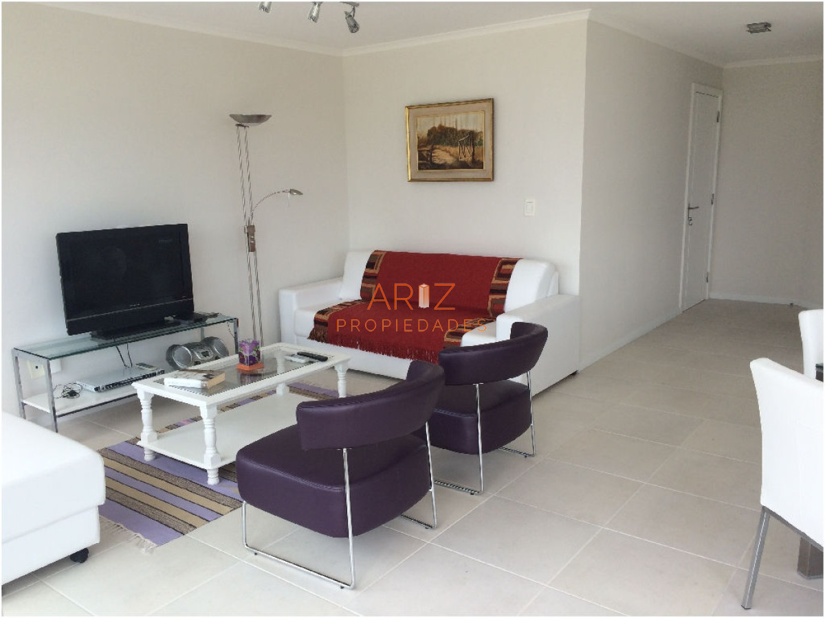 Apartamento ID.2150 - Gran oportunidad de apartamento en linda zona 3 dormitorios suites Punta del Este brava