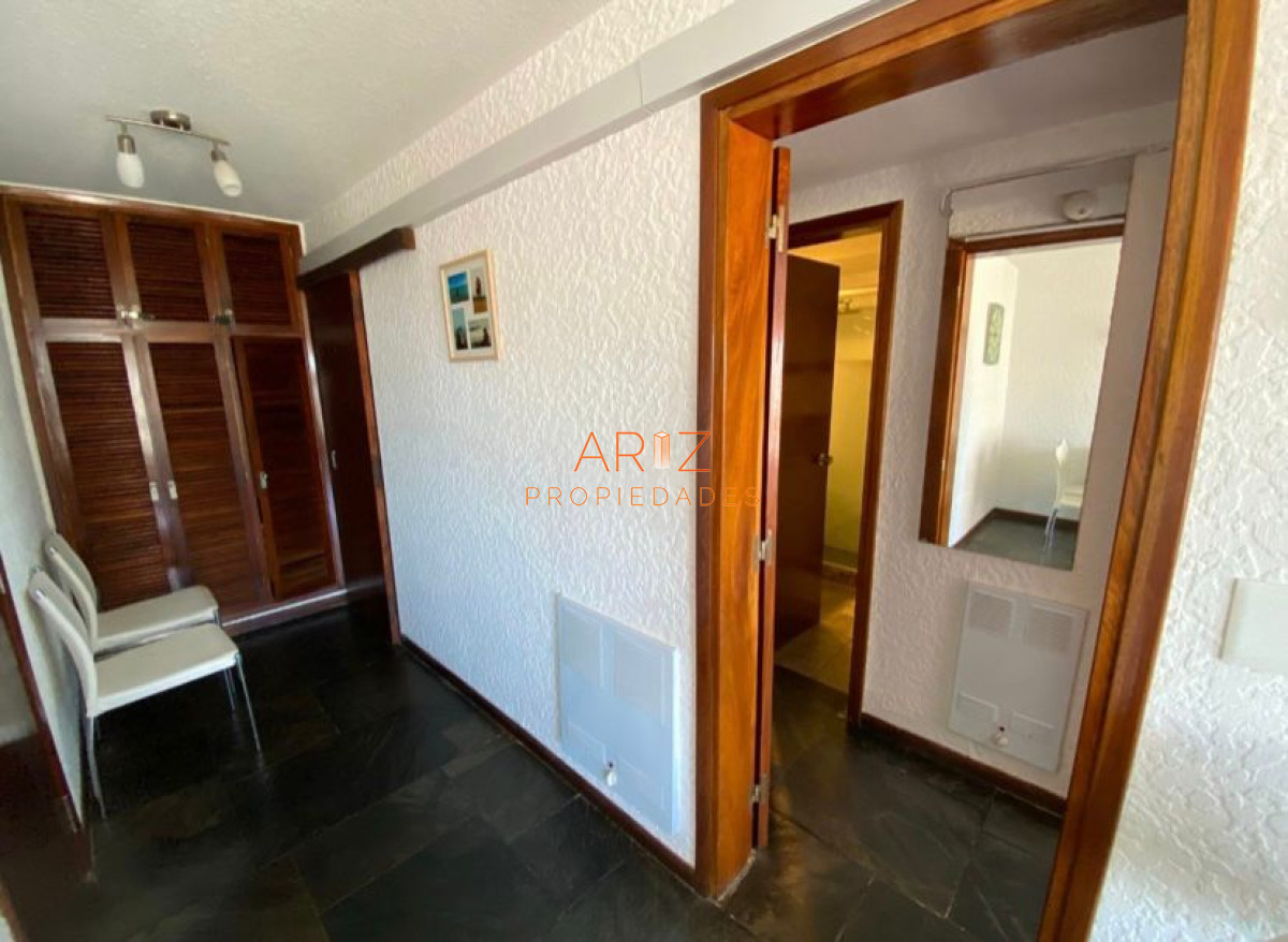Apartamento ID.2210 - Apartamento en venta 1 dormitorio en Playa Brava, Punta del Este.