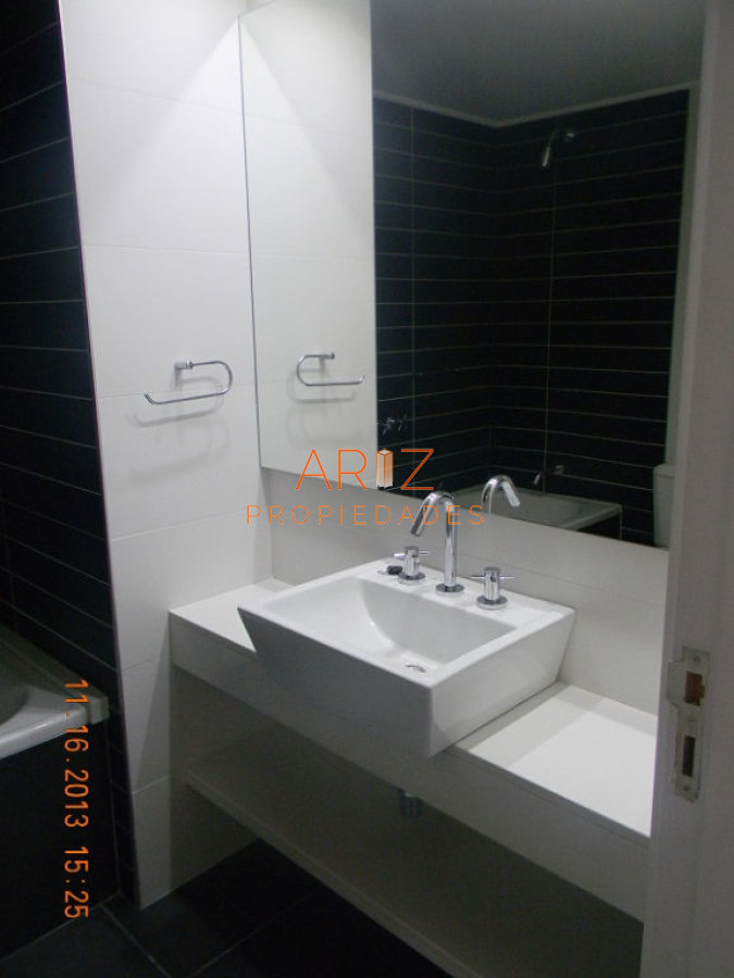Apartamento ID.1995 - VENTA APARTAMENTO 2 DORMITORIOS 2 BAÑOS TODOS LOS SERVICIOS en Punta del Este