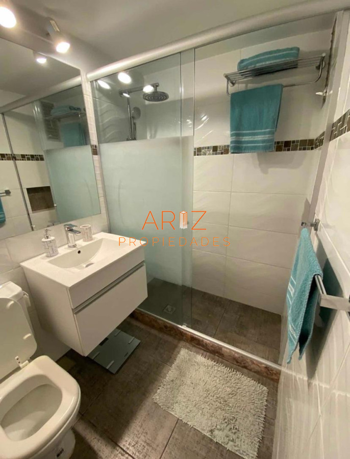 Apartamento ID.2210 - Apartamento en venta 1 dormitorio en Playa Brava, Punta del Este.