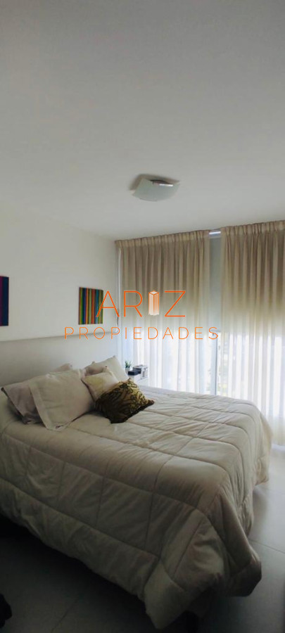 Apartamento ID.1669 - Vende apartamento de 2 dormitorios en Bellagio Tower, Punta del Este 