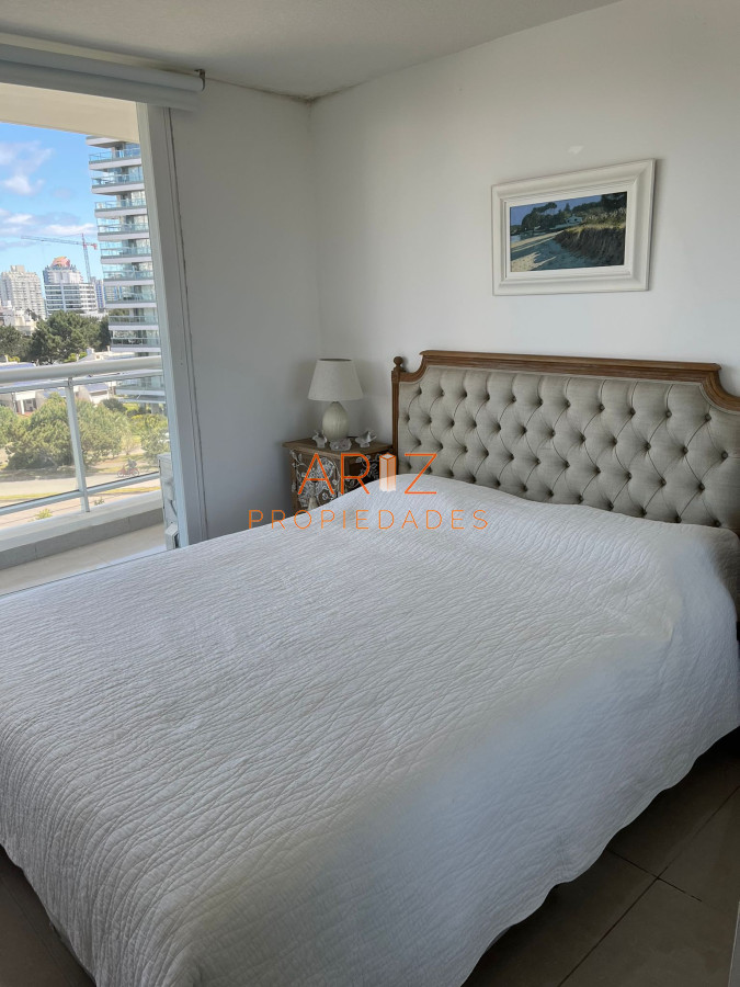 Apartamento ID.2031 - Apartamento en venta de 2 dormitorios en Punta Del Este EDIFICIO DE CATEGORIA