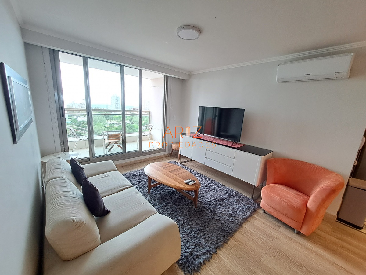 Apartamento ID.1812 - Apartamento de Venta y ALQUILER ANUAL en Edificio Lafayette , Punta del este , Roosevelt 