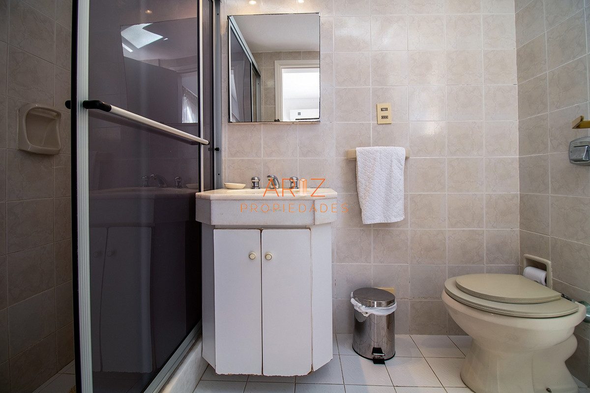Apartamento ID.1763 - Apartamento en Venta de 3 dormitorios en Edificio Palm Beach , Punta del este , Gorlero , Maldonado 