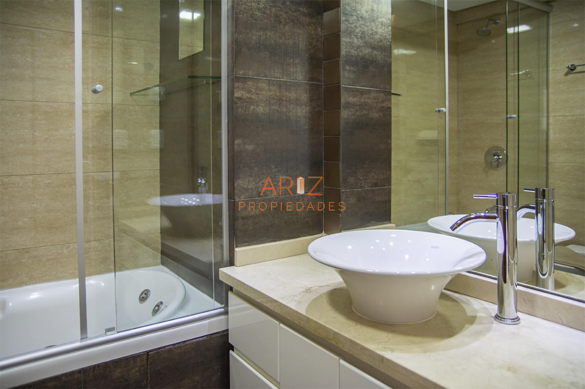 Apartamento ID.2134 - MIAMI BOULEVARD, PUNTA DEL ESTE, PLAYA MANSA, DOS DORMITORIOS , PRIMERAS PARADAS 