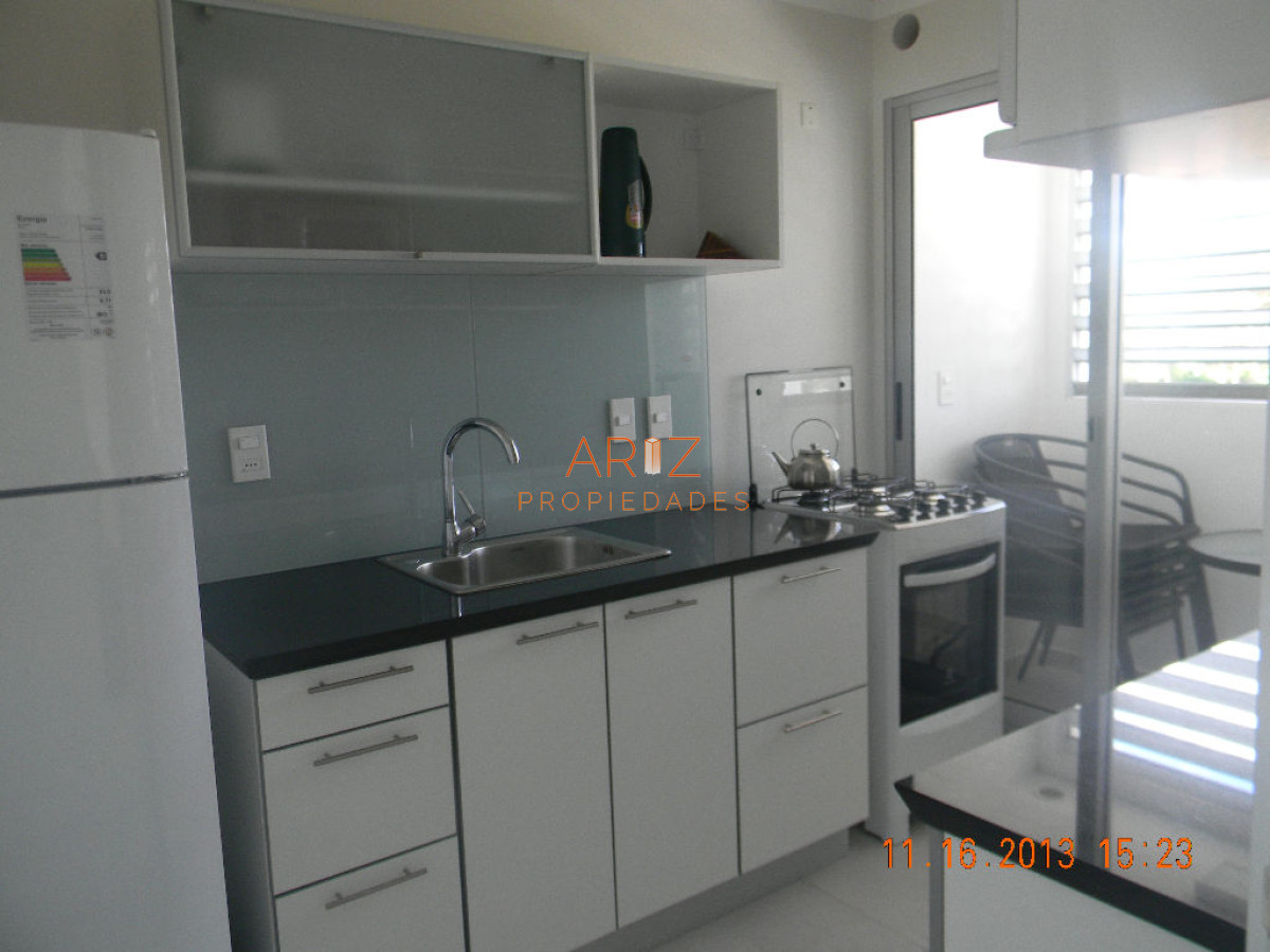 Apartamento ID.1995 - VENTA APARTAMENTO 2 DORMITORIOS 2 BAÑOS TODOS LOS SERVICIOS en Punta del Este