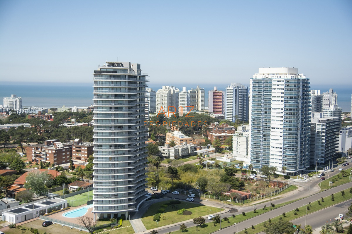 Apartamento ID.1751 - ALQUILER ANUAL Y VENTA Miami Boulevard II, departamento de 2 dormitorios, terraza con parrillero.