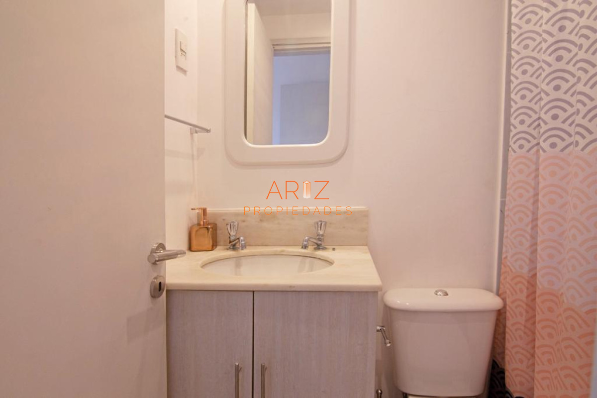 Apartamento ID.2293 - Apartamento en Venta de 3 dormitorios y servicio , Punta del este 