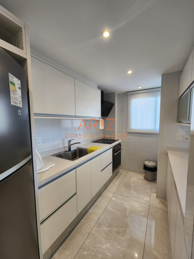 Apartamento ID.1751 - ALQUILER ANUAL Y VENTA Miami Boulevard II, departamento de 2 dormitorios, terraza con parrillero.
