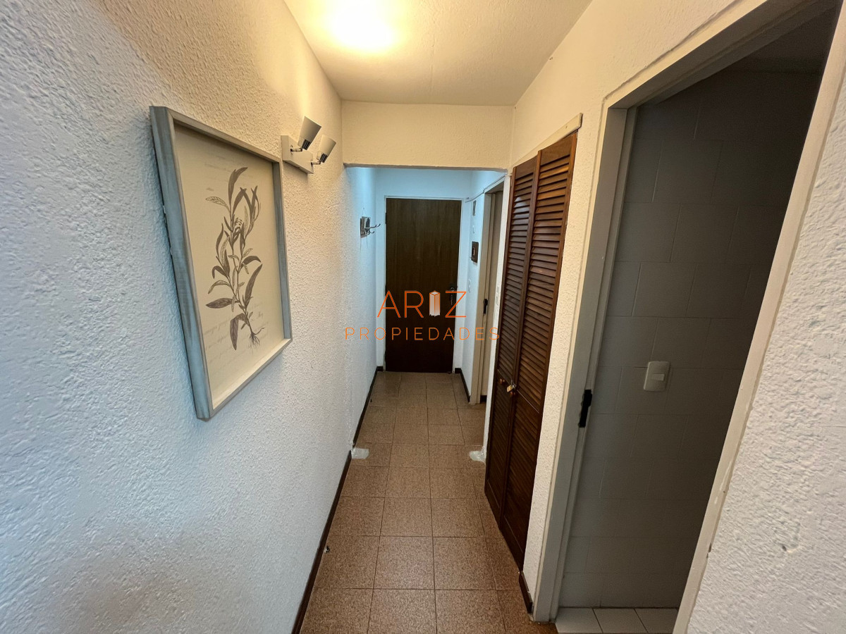 Apartamento ID.2341 - Venta apartamento de 2 dormitorios en Punta del Este oportunidad Roosevelt
