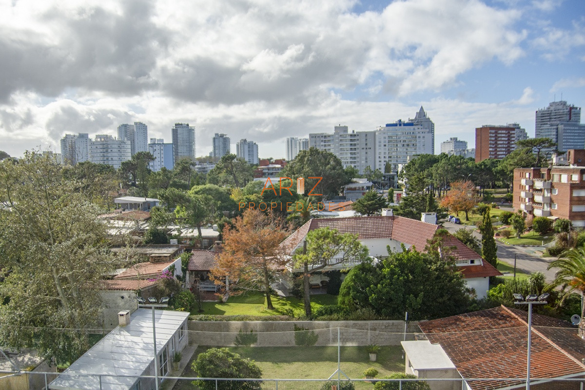 Apartamento ID.1672 - Departamento en venta, excelente ubicacion, edificio Alexander Boulevard