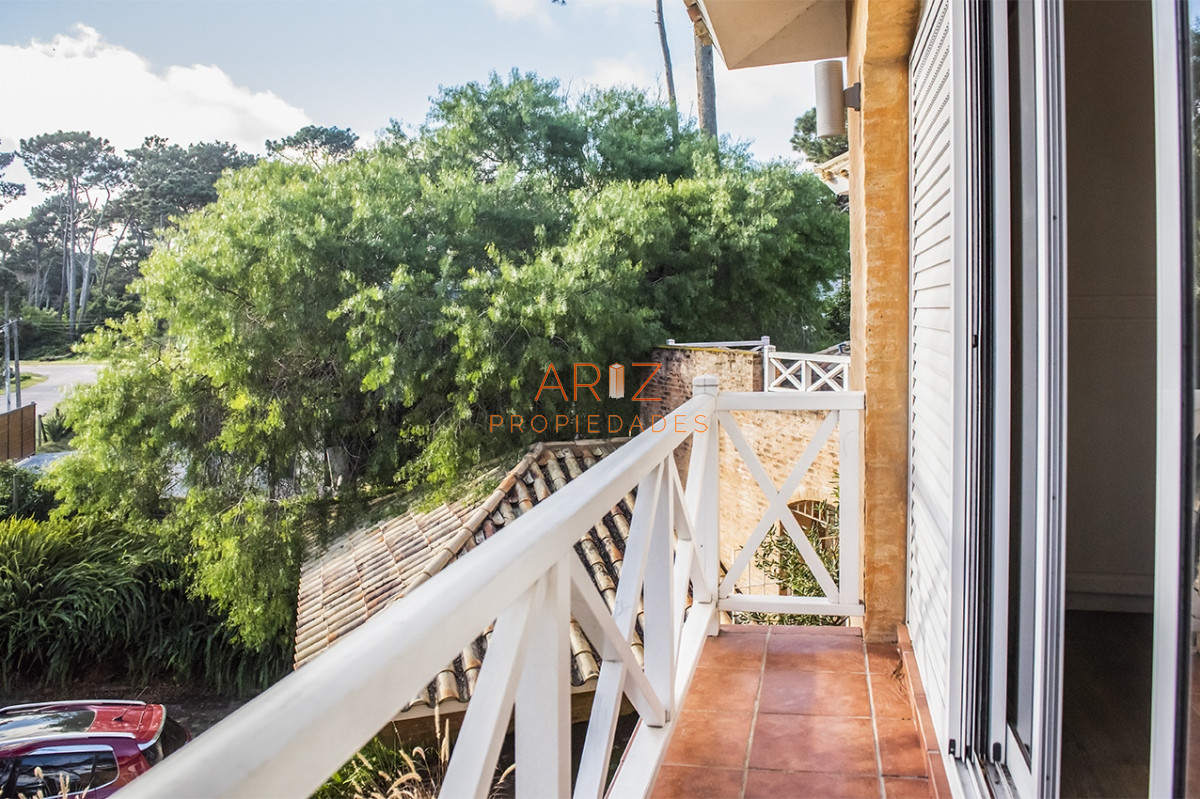 Casa ID.2054 - Casa en Venta de 4 dormitorios en San Rafael , Punta del este 